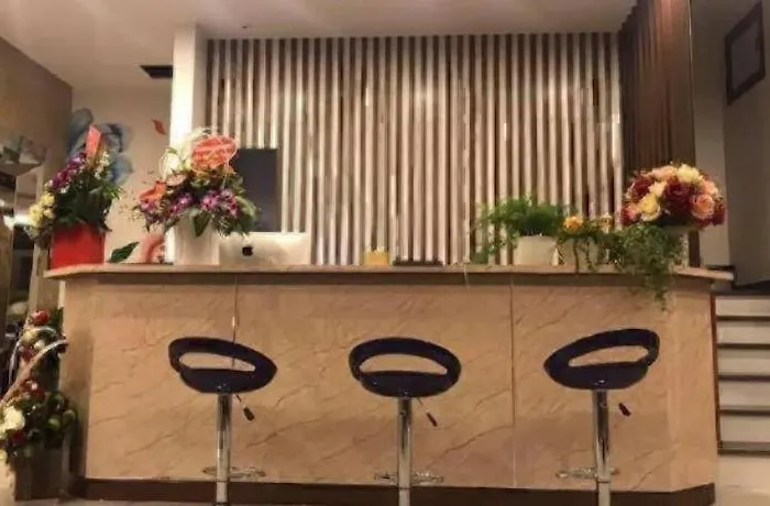Starway Hotel